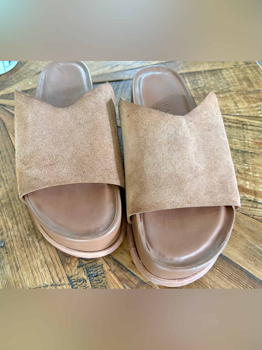 WAL & PAI Women's Tan Suede Slide Sandals - Comfortable Platform Slip-Ons NWOT 9